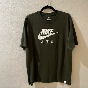 Men’s Nike Air shirt L